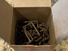 SN300 BRISCON Cable Staples Box #2
