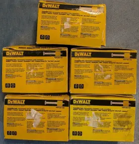 DDF3001250 DEWALT Powder Drive Pins Total