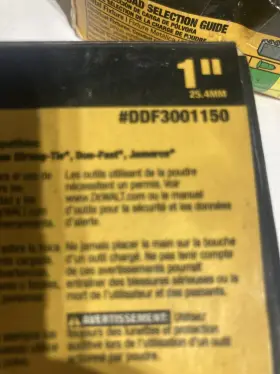 DDF3061150 DEWALT Powder Drive Pins Total #3