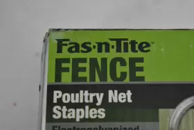 461296 HILLMAN Poultry Fence Staples Electro Galvanized Pack #2