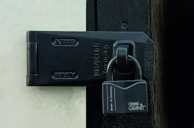 744110759280 LOCK USA Granit Hasp #2