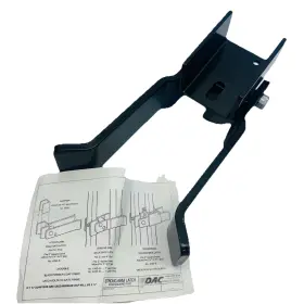 492K00 MASTER HALCO Single Gate Arm Latch Chain Link Round