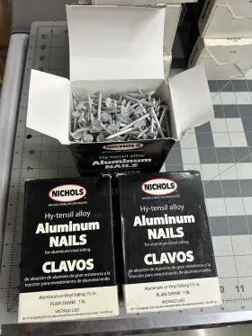 738965000093 NICHOLS Pack Nails Siding Shank