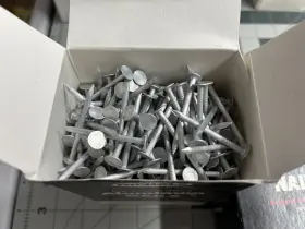 738965000130 NICHOLS Nos Pack Nails Siding Shank #2