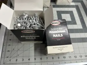 738965000130 NICHOLS Nos Pack Nails Siding Shank